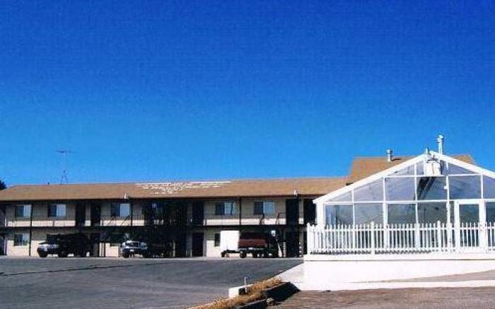 Aquarius Inn