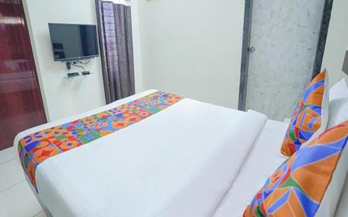 FabExpress Town Space Apartment, Nr Saravana Stores, Porur