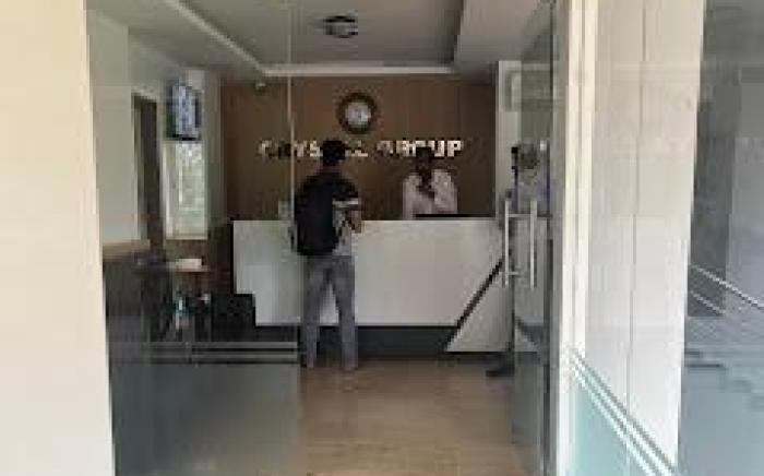 Crystal Inn Hotel
