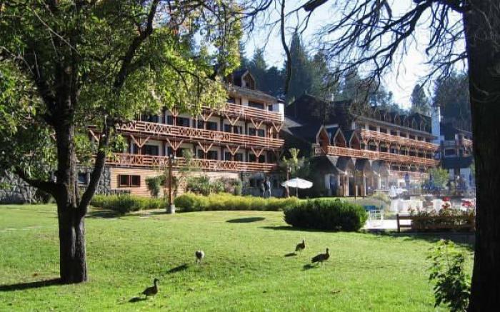 Manzano Resort