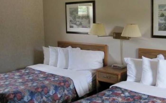 Bancroft Inn & Suites