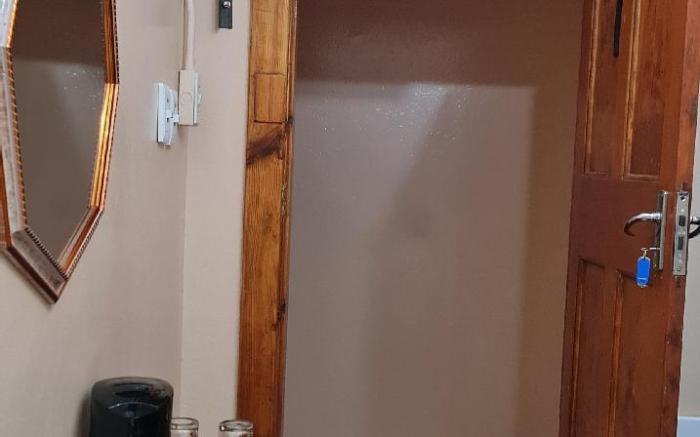 Situated in a NO Load Shedding area close to TUT 