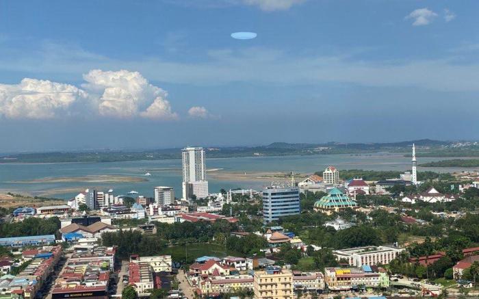 Santy Studio@Pollux Habibie Sea View