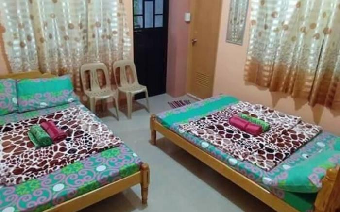 AJjaa's Place (Room with private CR)