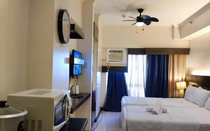 Tagaytay Staycation Condo unit- by TJK