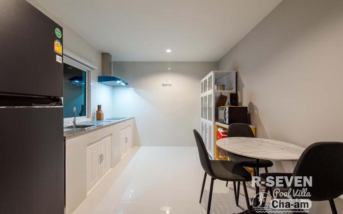R7 Poolvilla By R-SEVEN Cha-am