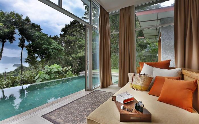 Ambong Pool Villas - Private Pool