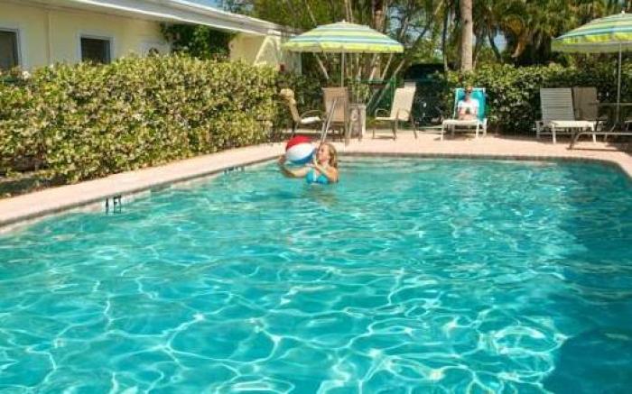 Haley's at Anna Maria Island Inn