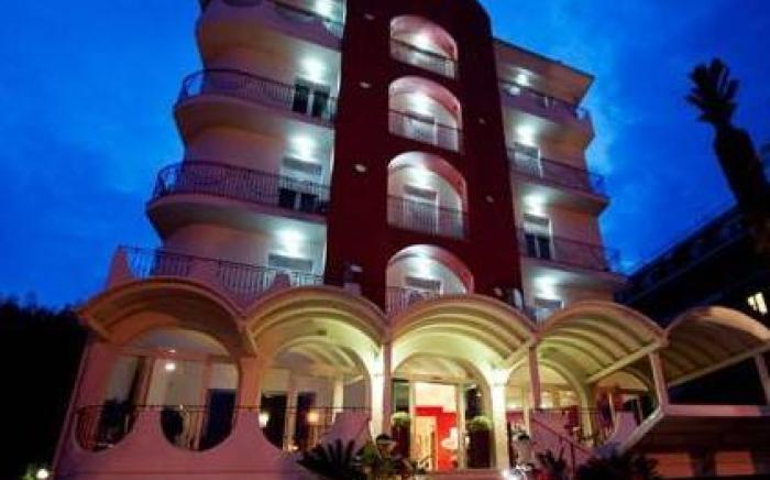 Hotel Ambassador