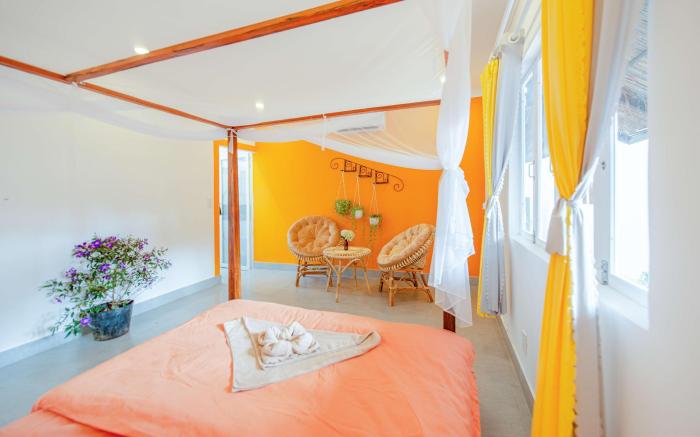 Double Room 2: Có Toilet Riêng View Nhìn Ra Hồ