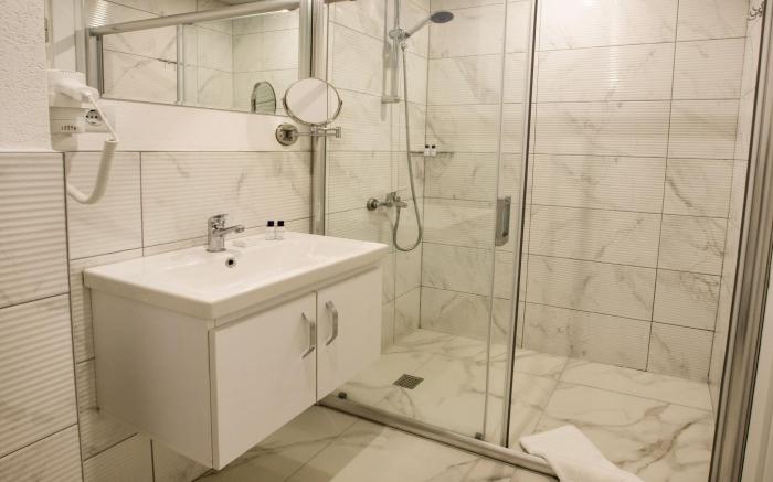 FIRST JOY HOTEL