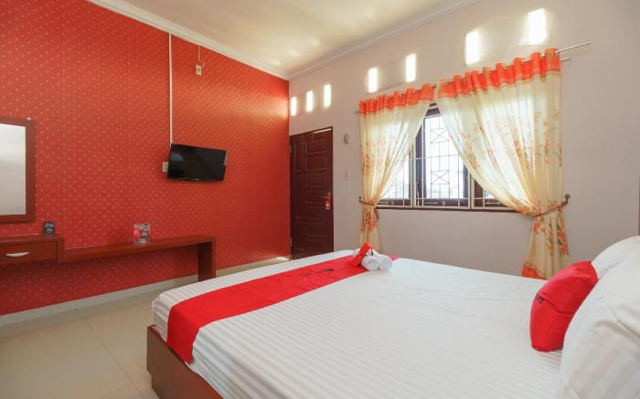 RedDoorz Syariah near UISU Medan