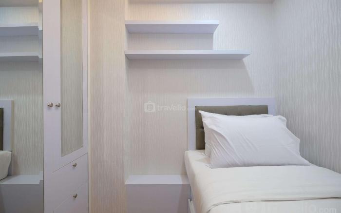 Fancy and Nice 2BR @Podomoro Golf View By Travelio