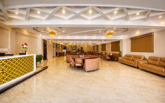 Hotel Royal Nandhana