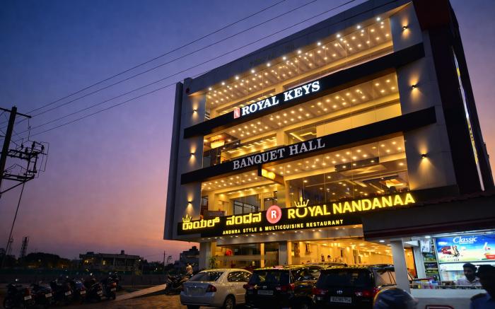 Hotel Royal Nandhana