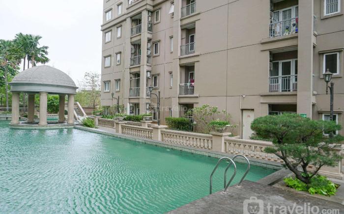 2BR with Working Room at Grand Palace By Travelio