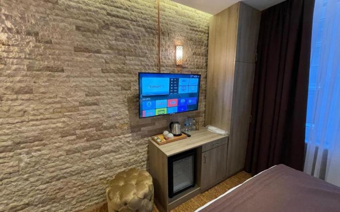 Weingart Port Hotel