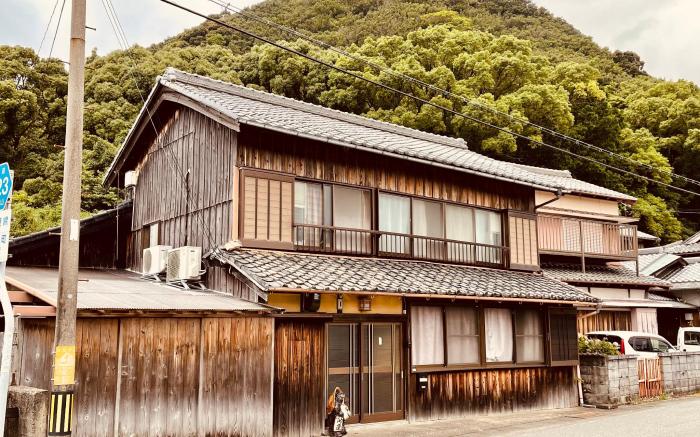 Kawafuu, Minasanoyado, surrounded by rivers and mountains