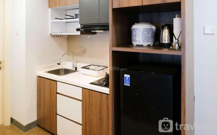 Aesthetic 2BR at Supermall Mansion Apt By Travelio