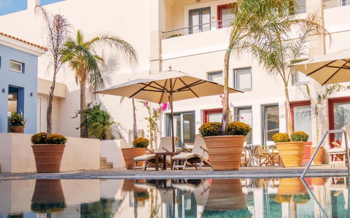 Grecotel Plaza Beach House