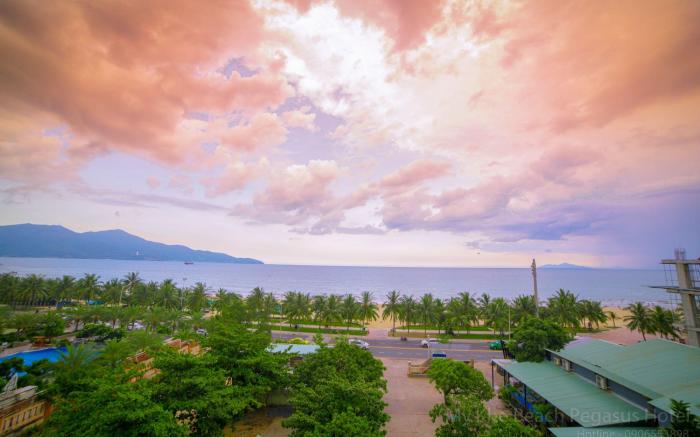 My Khe 2 Danang Seafront Hotel