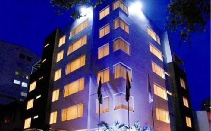 Basic Hotel Centenario by Hoteles MS