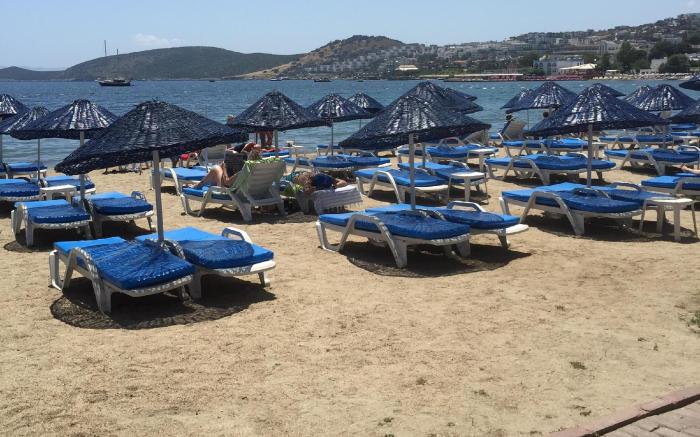 Nagi Beach Hotel