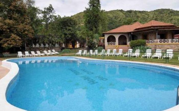 Pinares del Cerro Resort & Suites