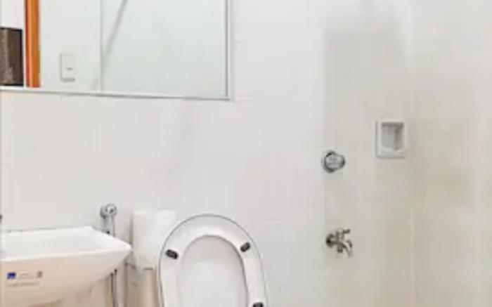 CLEAN AND AFFORDABLE | STUDIO MAKATI 206