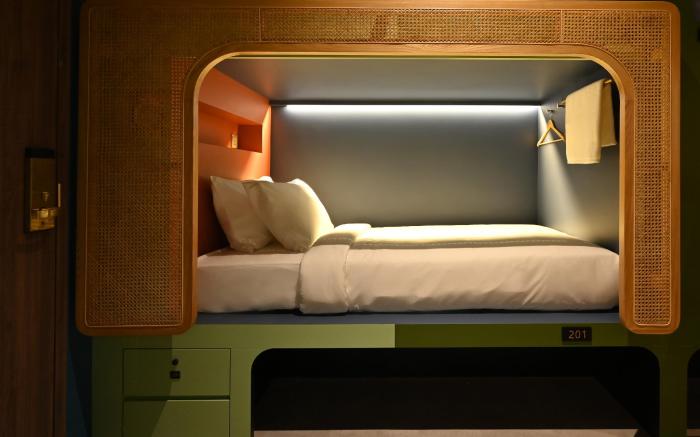 Dream Chaser Boutique Capsule Hotel