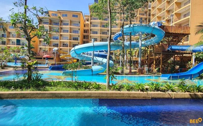 Themepark View Gold Coast Morib w bathtub A2332