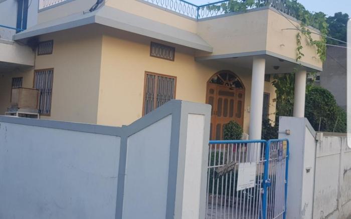 Homestay by Varun - A Luxurious Villa