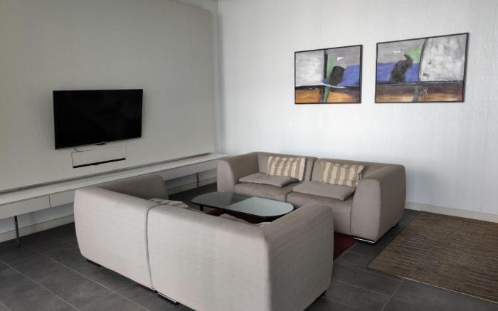 KLCC | Premium Queen bed | Ceylon Hill suites 2