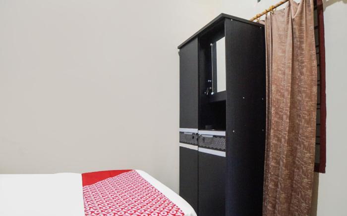OYO 92076 Sky Residence Cengkeh