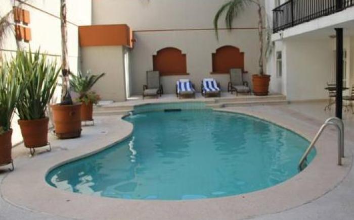 Del Marques Hotel and Suites