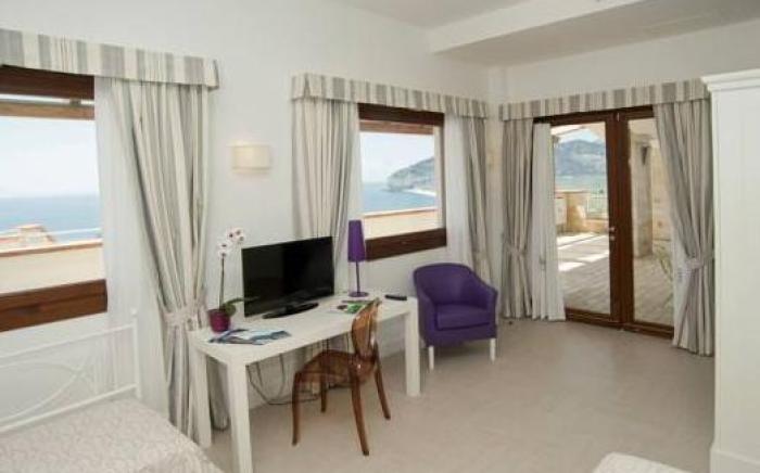Hotel Residence Il Porto