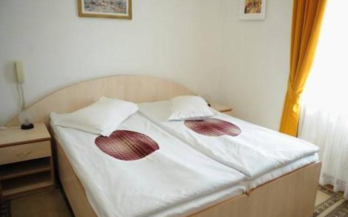 Hotel Rina Cerbul