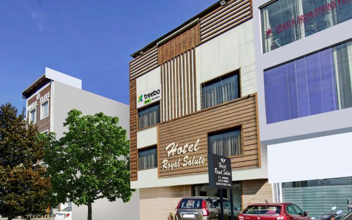 Hotel Royal Salute, Zirakpur