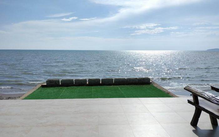 Talaytime Pool Villa