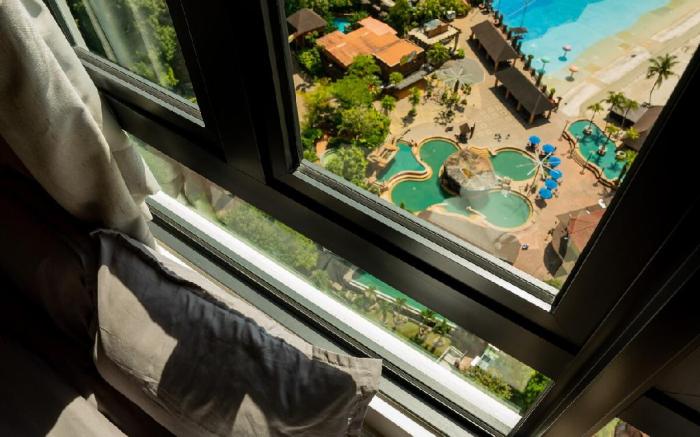 8pax Lost World of Tambun Sunway Onsen Mira Suite