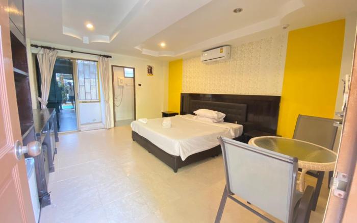 Hill Side Hotel