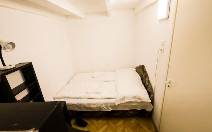 The fifth season bedroom privite Center apartment