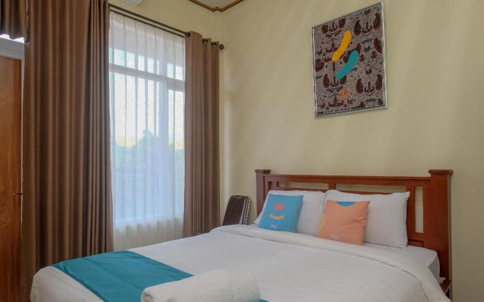Sans Hotel Kumbang Yogyakarta by RedDoorz