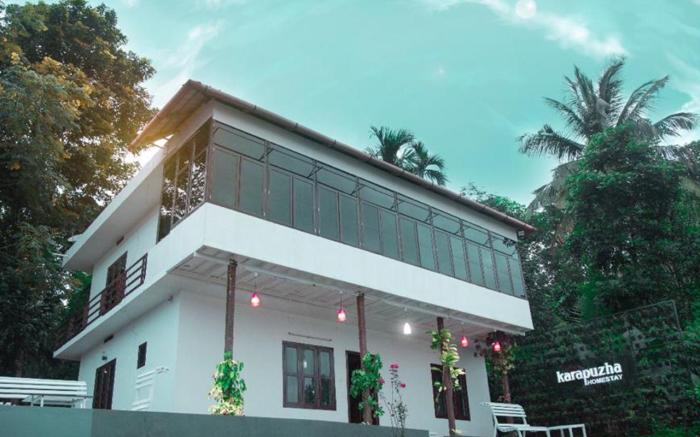 Karapuzha Homestay