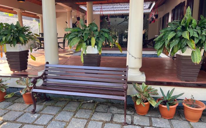 The mango courtyard 