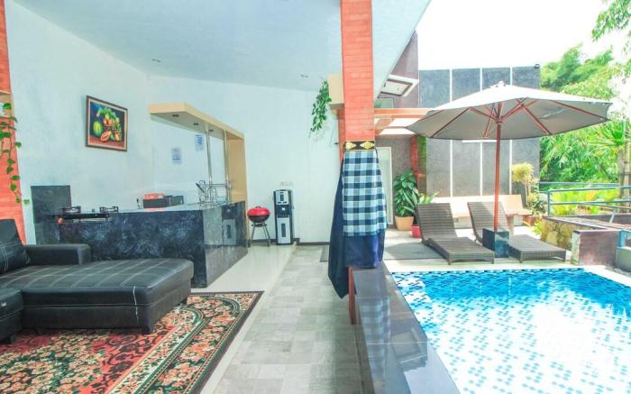 Villa Dewata | Chill Spot Private Pool and Karaoke