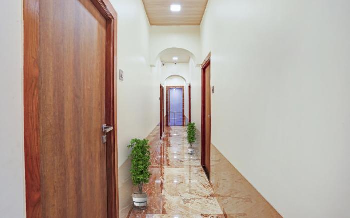 Super Hotel O Malali Residency