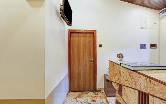 Super Hotel O Malali Residency