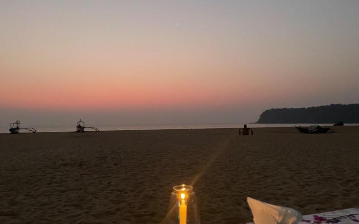 Kovalam Beach house - room102