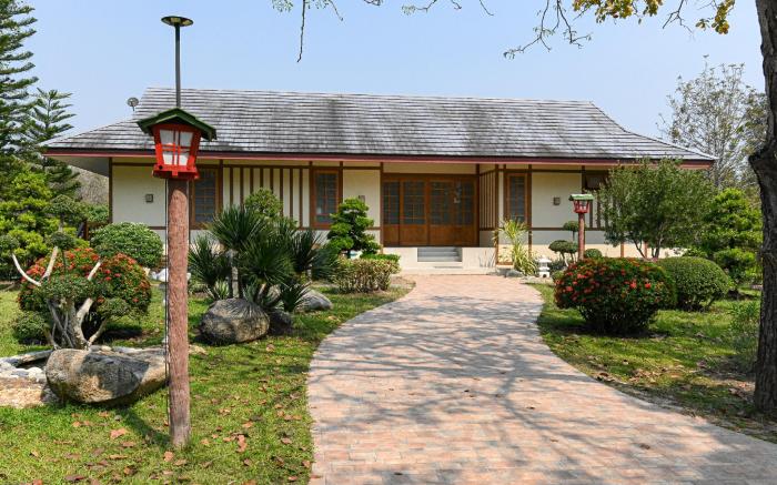 Suanphung Bonsai Village